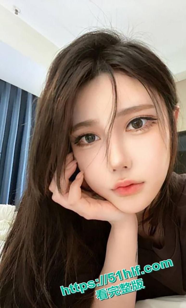 抖音55W粉丝网红【DJMILK】3p性爱视频流出，美乳蜜桃臀身材曼妙上下两洞齐开场面极其震撼！