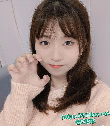 四川成都西南交大王清茉跟男友酒店啪啪 高颜校花跪舔深喉爱不释手 落地窗前被男友后入狂操